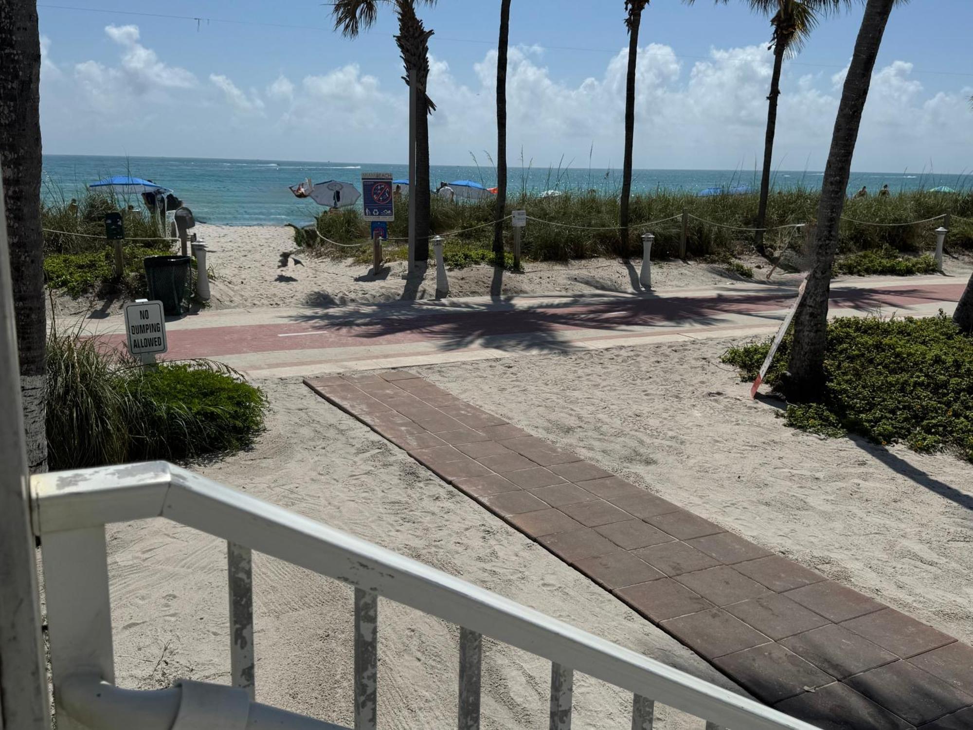 Castle Beach Studio,Tennis Court And Swimming Pool With Beach Access — Bilder 2